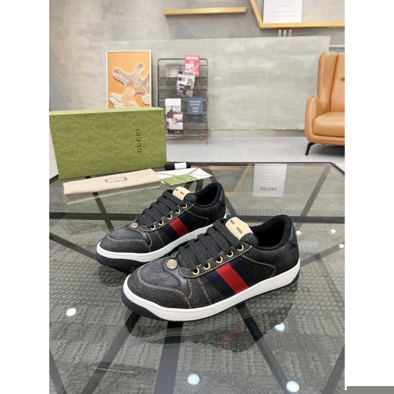 G*u*i casual shoes
